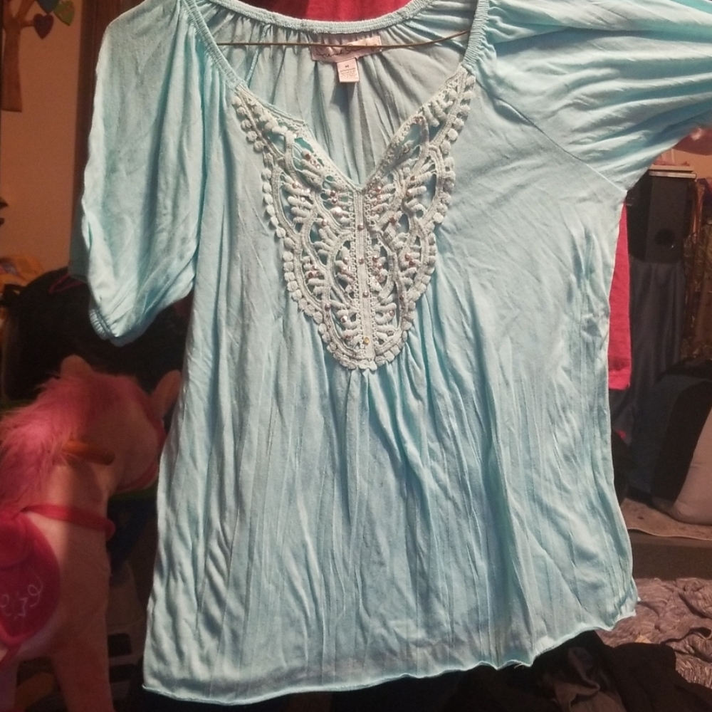 Tee shirt